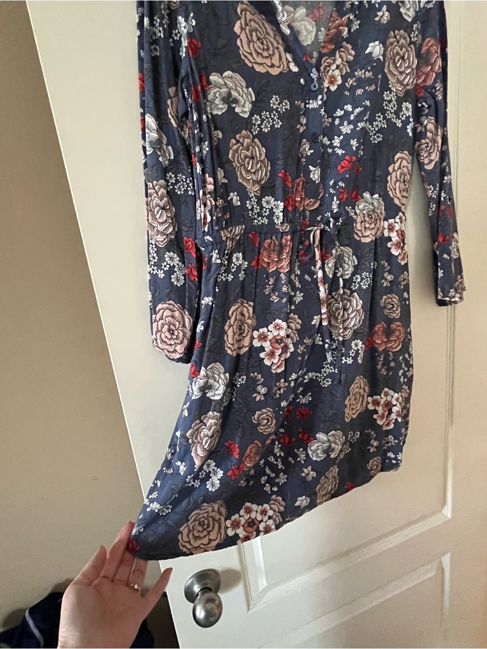 Loft Floral Long Sleeve Navy Swing Dress with Blooms Women’s size small - Picture 5 of 12